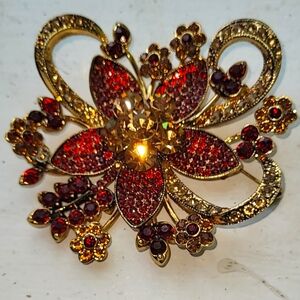 Avon 35 Anniversary brooch